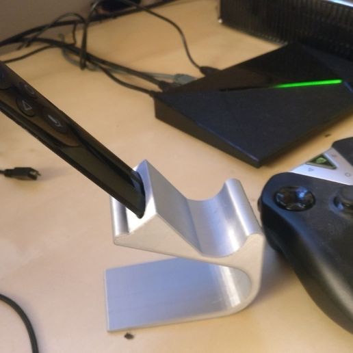 IMG_20190307_223224.jpg Nvidia Shield Controller + Remote Stand with magnetic power connector