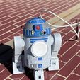 thumbnail_IMG_1732.jpg STL file R2D2 STAND APPLE WATCH CHARGE・3D print object to download