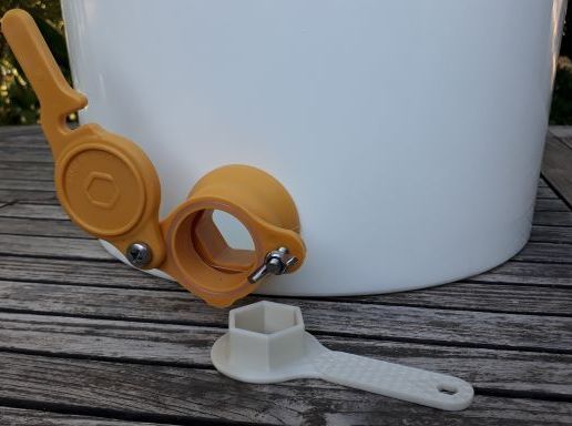 ddd0d984-61d8-40fa-9c8c-35b11db17172.jpg Hex Allen wrench - 33 mm - Plastic Honey Gate