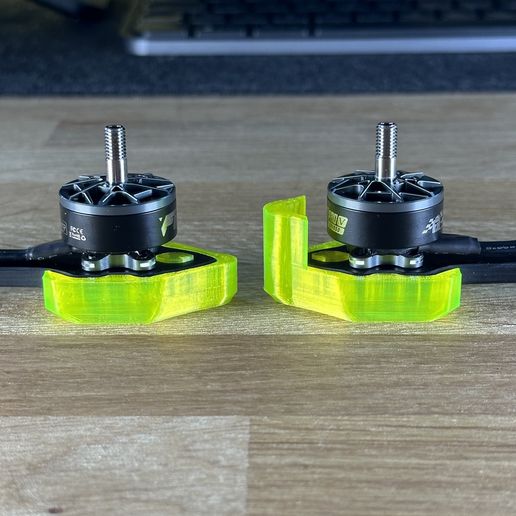 IMG_5760.jpeg GEPRC Mark5 Light Arm/Motor Guard