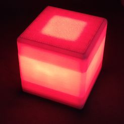 IMG_20181028_175558.jpg Бесплатный STL файл Lampada cubo Cube lamp・Дизайн 3D-печати для загрузки