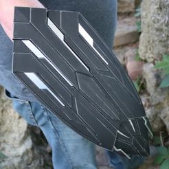 Capture d’écran 2018-06-06 à 11.00.54.png Free STL file Captain America's Infinity War Shield・3D printer design to download