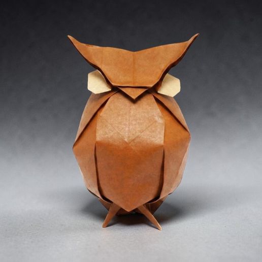 Origami Owl - Minimalist Geometric Bird Sculpture
