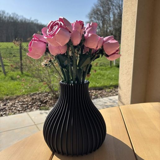 LEGO Flower Vase with Centering Template - Bouquet Positioning Base