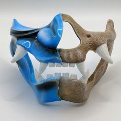 20231007103412_IMG_3226.jpg Masque de tête de mort Oni