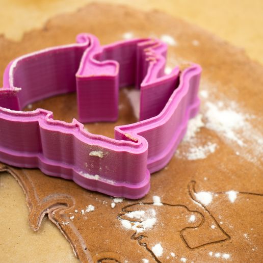 IMG_3371.jpg Dragon cookie cutter