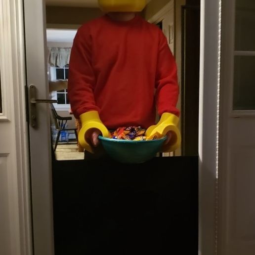 Resized_20221031_182132-1.jpeg Le-go Brick Head Costume ***HAND MODEL ONLY***