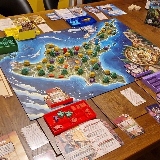 Game-presentation-6.jpg Kauri boardgame organizer and insert