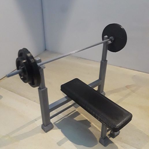 20180603_162230.jpg Weight Bench and Weights (1:18 scale)