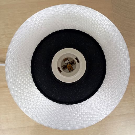 111.jpg Solen" table lamp