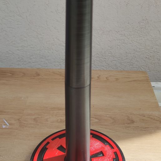 IMG_20240407_160949.jpg ПОДСТАВКА ДЛЯ ДЕМОНСТРАЦИИ ШЛЕМА ГАЛАКТИЧЕСКОЙ ИМПЕРИИ