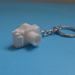 Camera Keychain.JPG Free 3D file Camera Keychain _ Camera Keychain・3D printer design to download, LaWouattebete