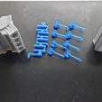 20221019_175728.jpg V8 engine with moving pistons