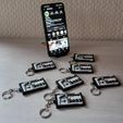 395170033_803013828496638_7424259855026039562_n.jpg Keychain with cell phone holder function
