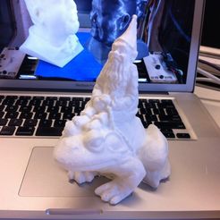 photo_display_large.jpg Fichier STL gratuit Gnome de la grenouille chevauchante・Design imprimable en 3D à télécharger
