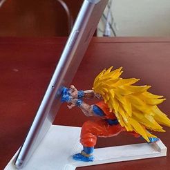 3D file Goku SS3 Power High poly Goku ssj3 💬・3D printing idea to  download・Cults