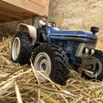 IMG_7121.jpg FORD 1/10 tractor (RC version)