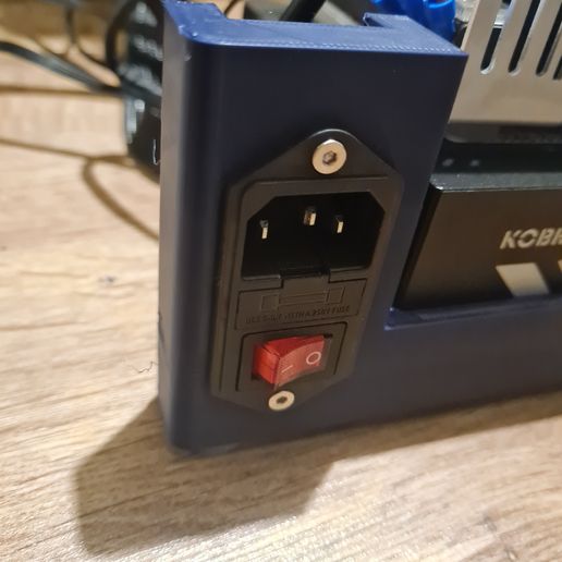 20241127_172912.jpg Soporte de hardware externo para caja Kobra 2 Plus