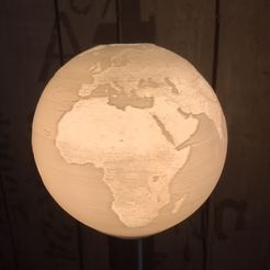 IMG_4145.JPG lithophane earth shade with support