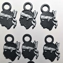 SCREENSddHOT001.jpg Fichier STL Porte clef tête de Maure emblème de la Corse・Design pour imprimante 3D à télécharger