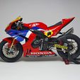 342806108_194811273343963_3561398368094109806_n.jpg TAMIYA CBR 1000 1/12 PIEZAS