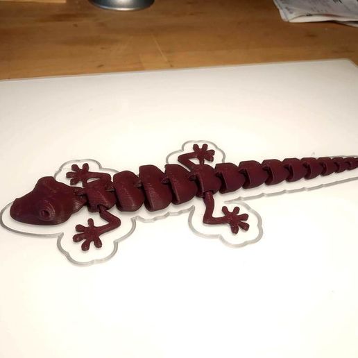 IMG_20190320_135709.jpg Free STL file Articulated Lizard v2・3D printing template to download, mcgybeer