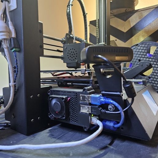 fa34e915-780c-4367-a1f6-976c5e4e5e96.jpg 40mm Fan Top case for  "Raspberry Pi 3B+ Case" by mkellsy