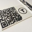 2020-11-18_14.13.55.jpg Визитная карточка с QR-кодом