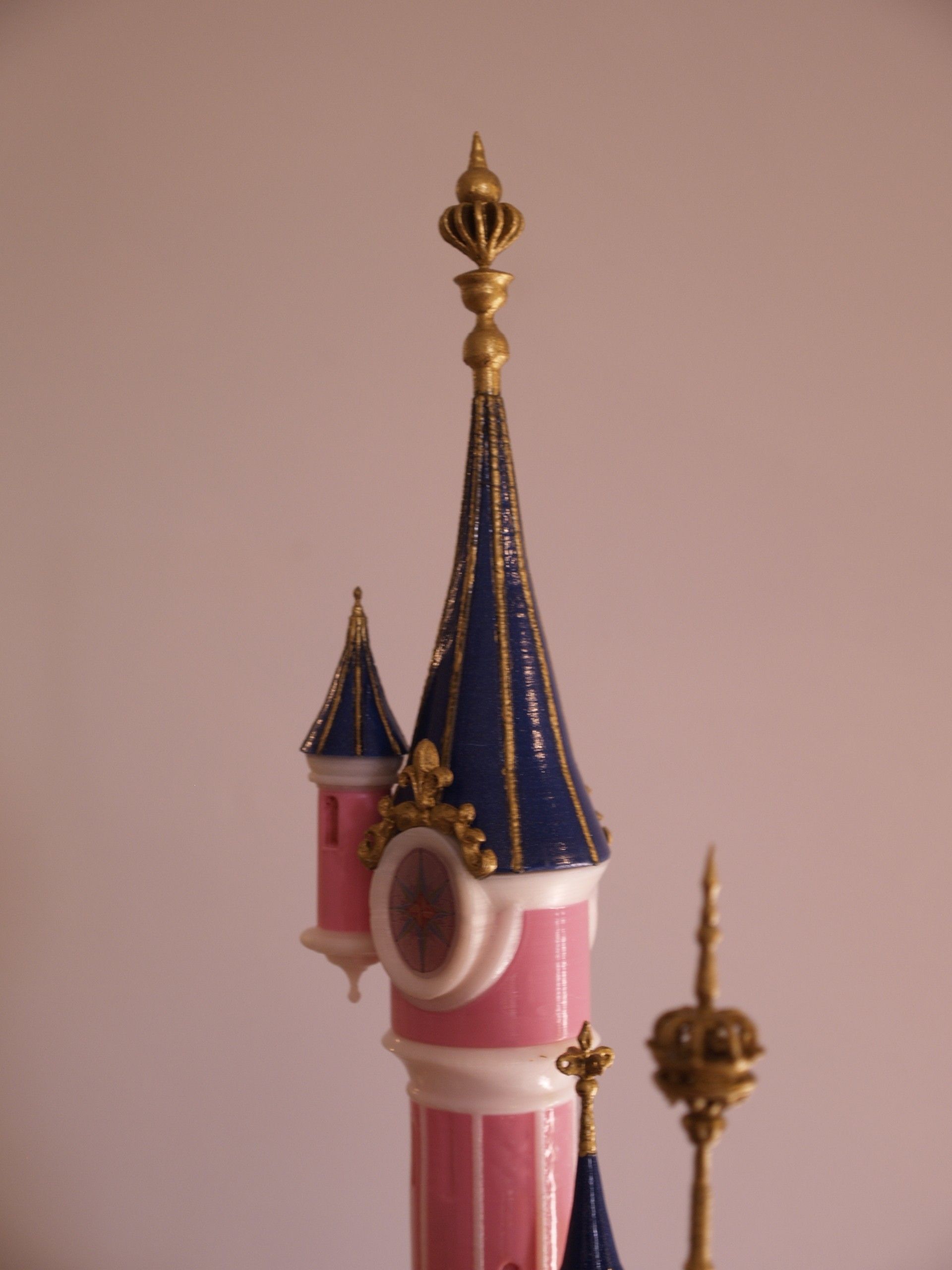 _A097906.JPG Fichier gratuit Chateau Disneyland Paris avec Prusa MK2S MMU (Ed2)・Plan à télécharger et à imprimer en 3D, Rio31
