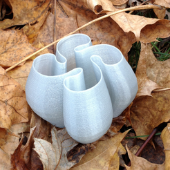 Capture_d__cran_2015-11-25___15.29.22.png Download free STL file Swirly pot • Design to 3D print, Shapescribe