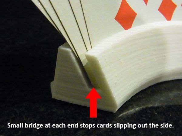 bridge_display_large.jpg Fichier STL gratuit Porte-cartes à jouer - Garde vos cartes pendant que vous jouez !・Modèle à télécharger et à imprimer en 3D, Muzz64