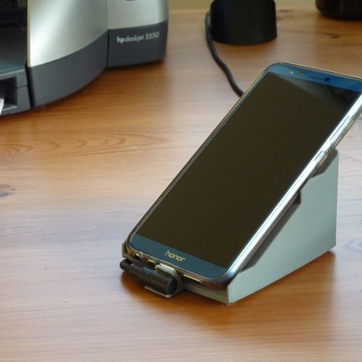 Magnetic Charging Phone Stand 3D model