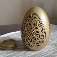 Picture1.jpg Easter Egg table decoration