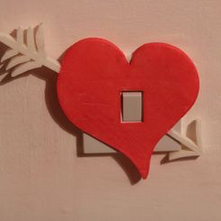 heartlightswitch pic.JPG STL file Heart arrow light switch cover・3D print model to download