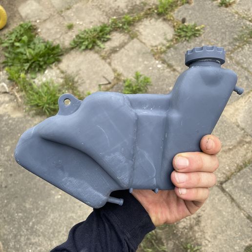 🪖 Expansiontank ZXR 750 H1 & ZXR 750 H2・ STL File for ・Cults