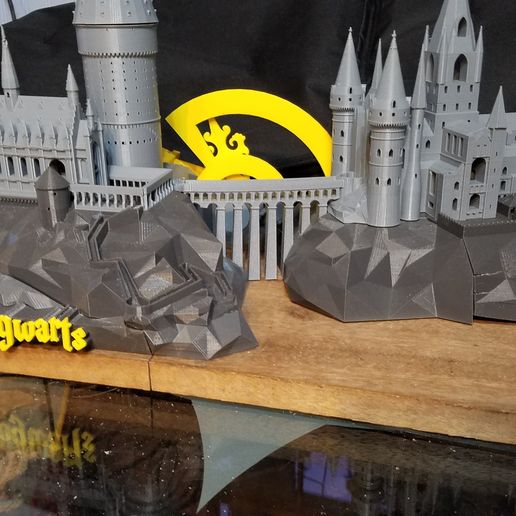 20170614_045201.jpg Télécharger fichier STL gratuit Hogwarts School of Witchcraft • Modèle pour imprimante 3D, Valient