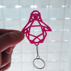 Capture d’écran 2018-04-30 à 14.01.34.png Free STL file Penguin Keychain・3D printable object to download