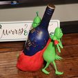 20231107_231701.jpg Grinch Bottle Holder