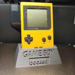 383358735_6529913097105140_5065654823421669214_n.jpg Файл STL Карманная подставка для Nintendo Gameboy・3D-печатная модель для загрузки