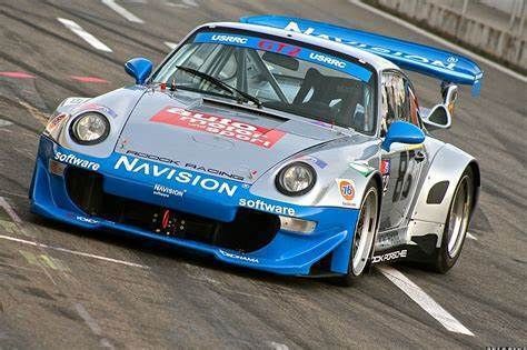 OIP.jpg Porsche 993 GT2 1/32 versões de corrida e de estrada da TerranSlot