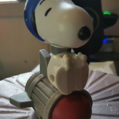 IMG_20230518_150949-5725.jpg Archivo STL cohete snoopy・Objeto de impresión 3D para descargar