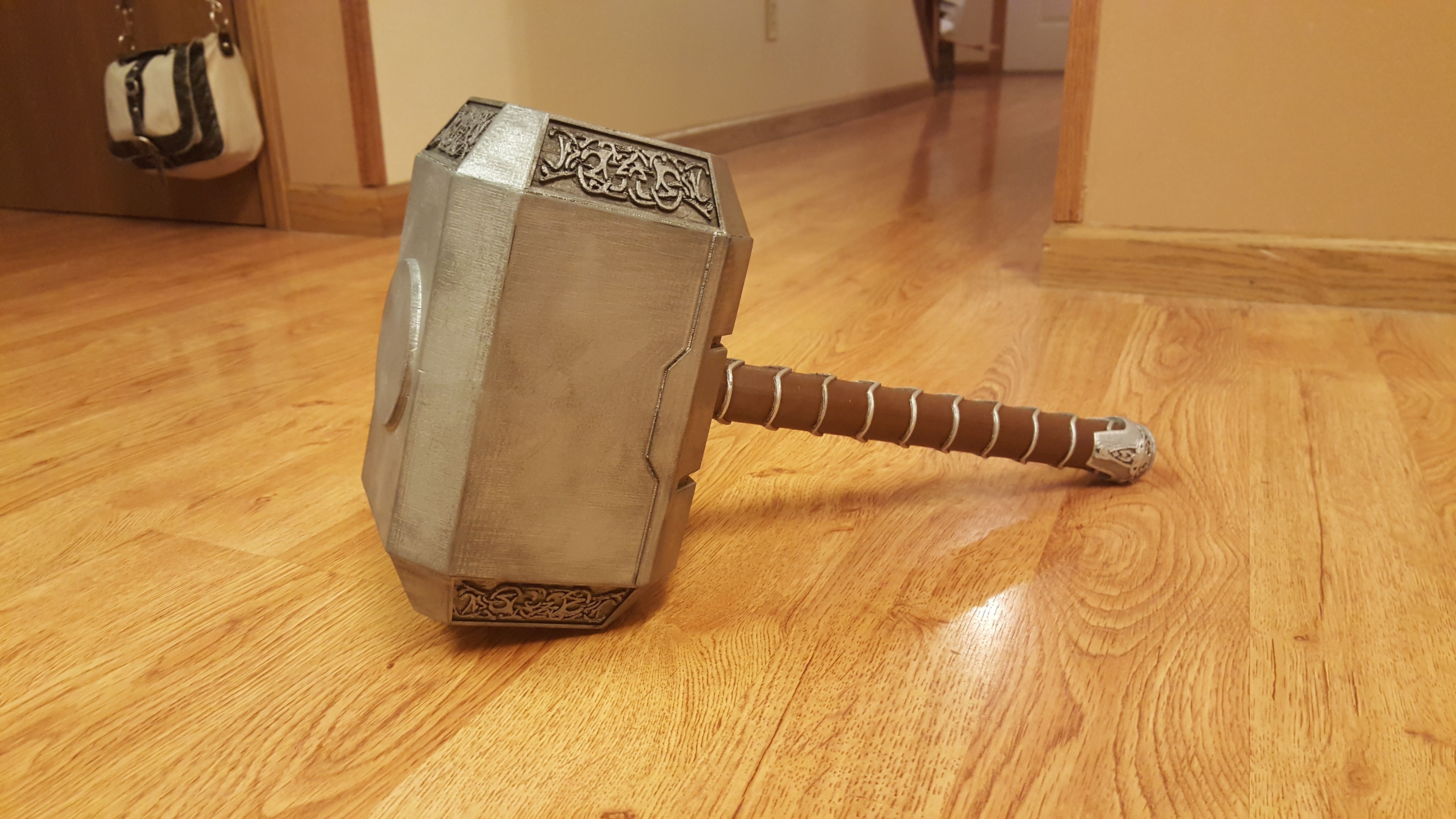 mjolnir4.jpg Archivo STL gratis Life Size Thor's Hammer (Mjolnir)・Objeto de impresión 3D para descargar, ChaosCoreTech