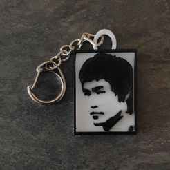 IMG_20230412_133338.jpg Archivo STL llavero Bruce lee・Design para impresora 3D para descargar