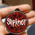 Foto.jpeg Брелок с логотипом Slipknot