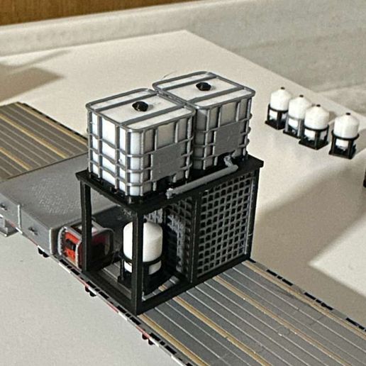 WhatsApp-Image-2025-12-31-at-8.47.48-AM-1.jpeg Semi reboque pulverizador à escala 1/64