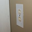 c36220781264a65153ee4885afac5090_display_large.jpg Low Profile Duplex Receptacle Cover