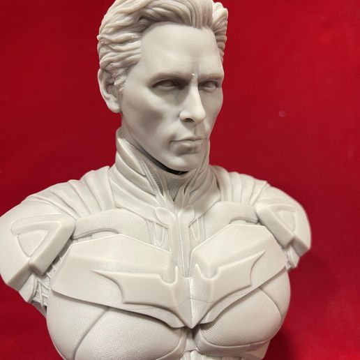 372274008_1670877060104854_2188284233395703636_n.jpg Christian Bale- Batman Bust