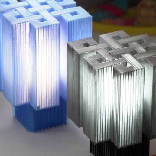 C844DEC6-80DE-4F8D-A5F8-36D7F4AA5D5A.jpg ULZII 灯