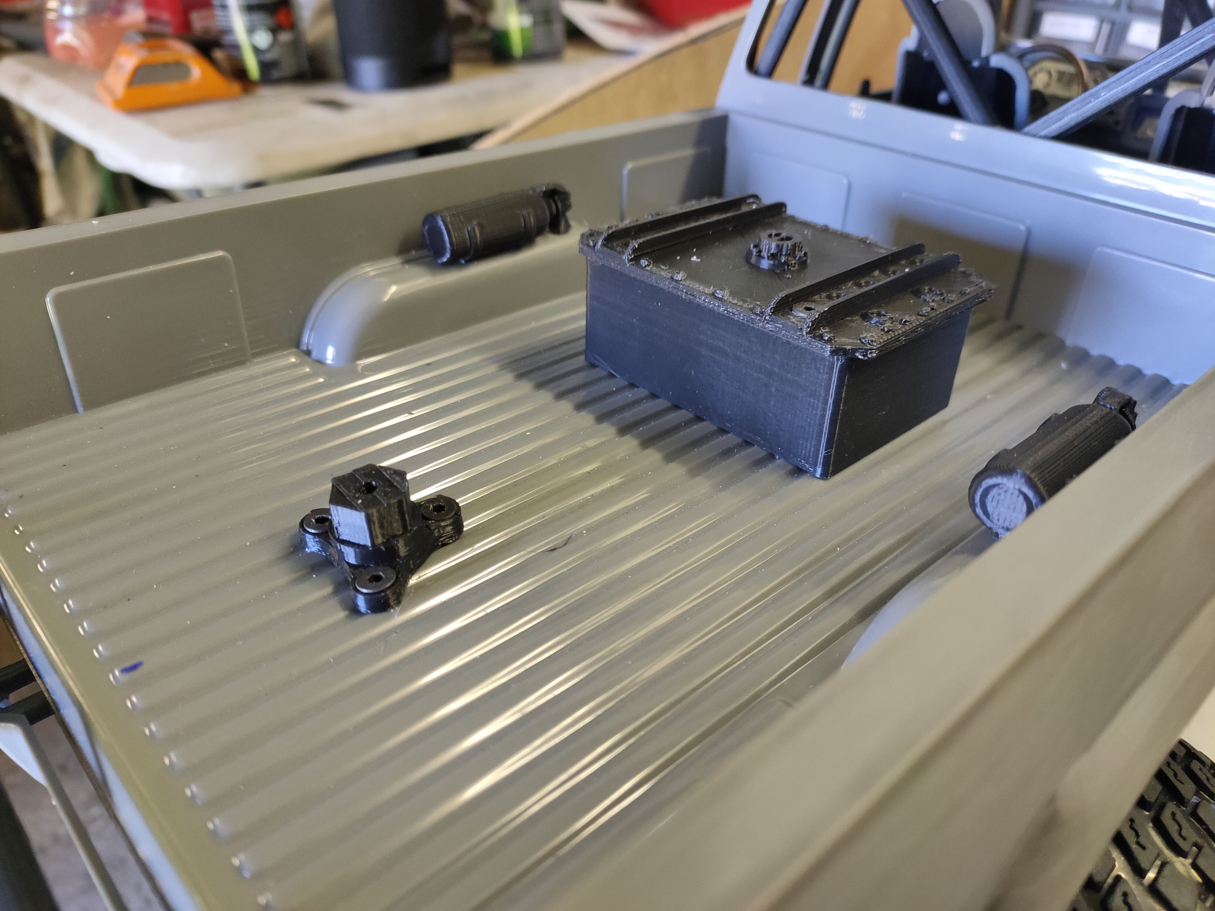 Download STL file 1:10 racing fuel cell • Object to 3D print • Cults