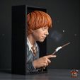 02.jpg Harry Potter - Ron Weasley (Book Nook)
